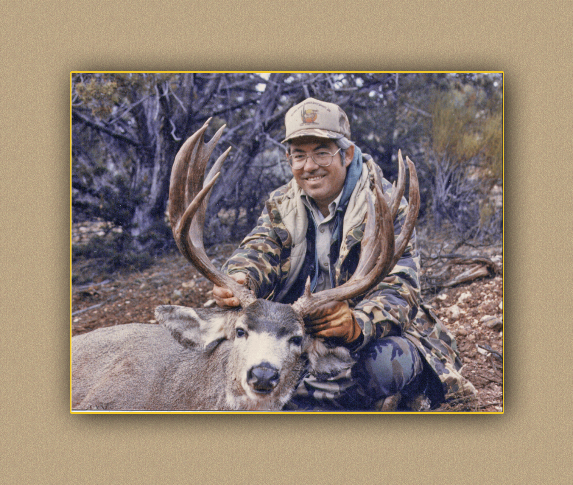 hunting yellowhorn guiding outfitting deer elk bighorn sheep antelope photography
